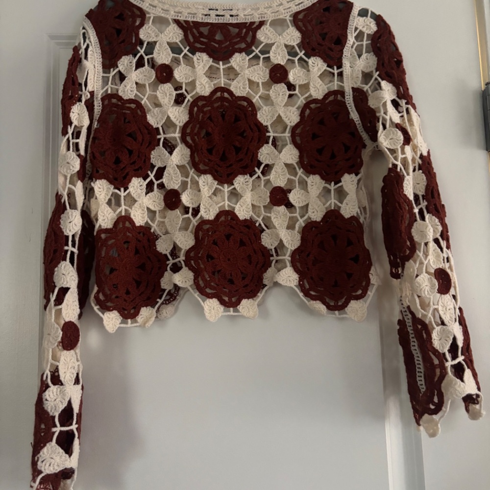 Adorable Y2K style two toned knit American Flirt Top - Picture 3 of 3
